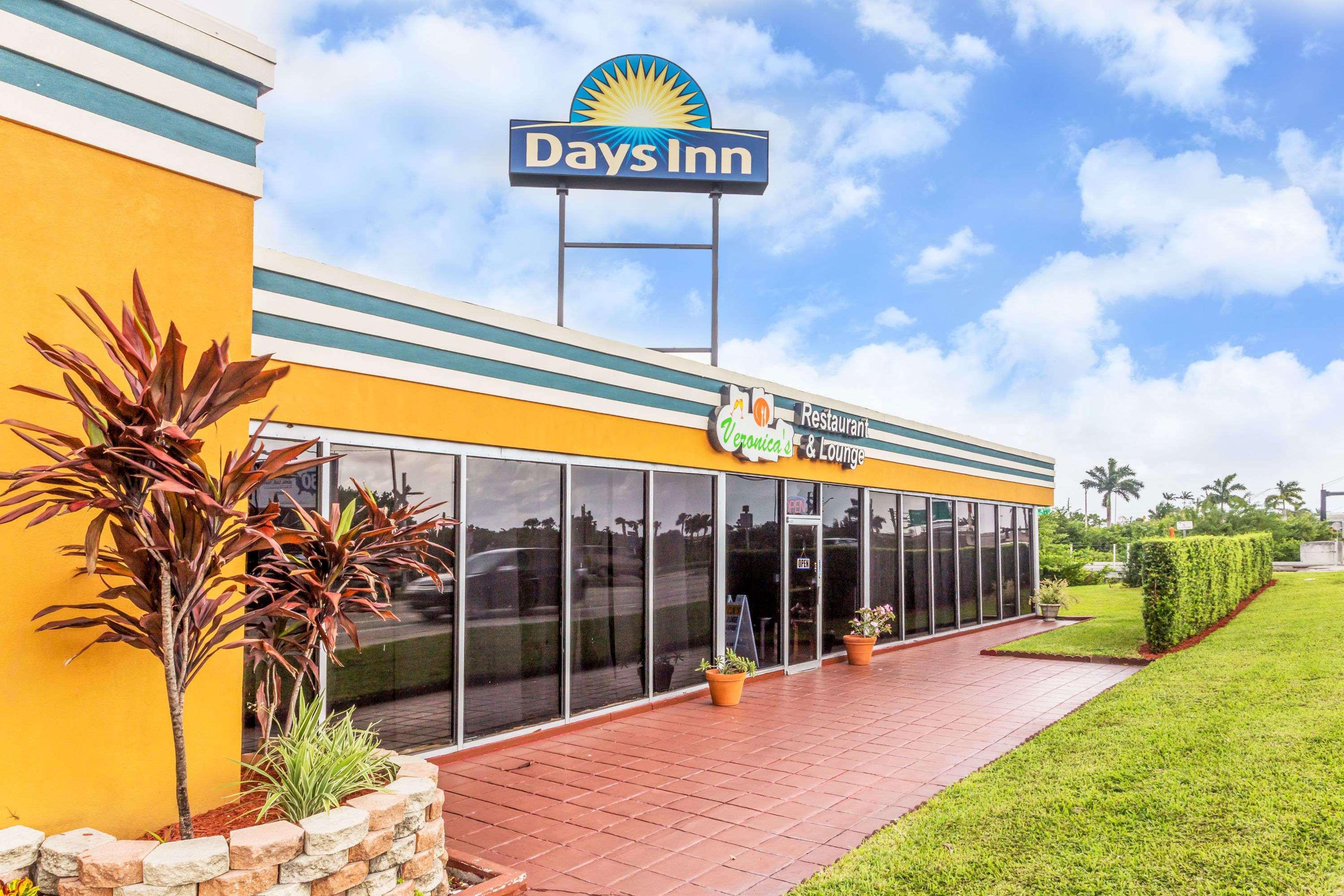 Days Inn By Wyndham Fort Lauderdale-Oakland Park Airport N Luaran gambar